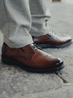 Leder Business Schnürer cognac