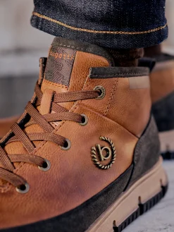 Schnürstiefel cognac