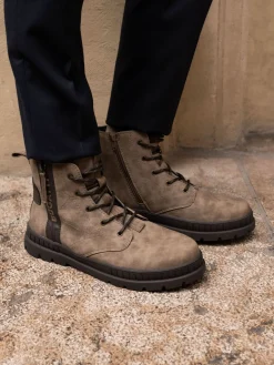Schnürstiefel Sand