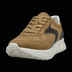 Sneaker Sand