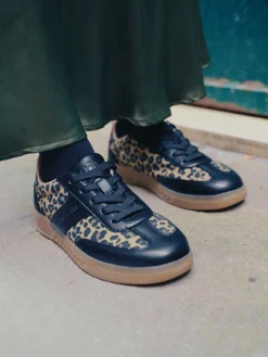 Sneaker schwarz